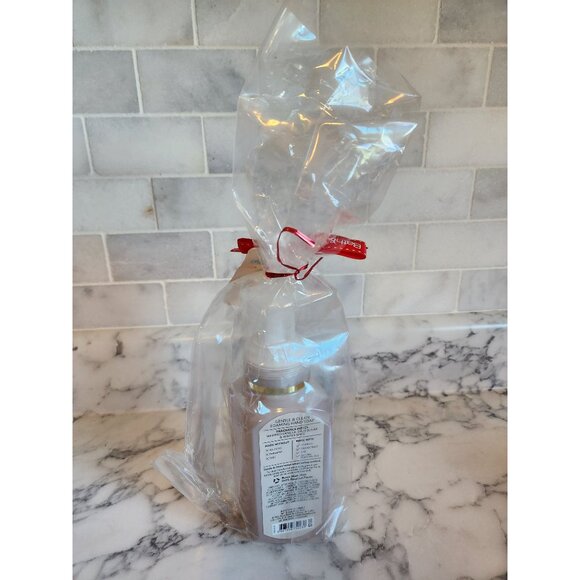 Bath & Body Works Toasted Vanilla Chai Gentle & Clean Foaming Hand Soap 8.75 Oz - Picture 2 of 4